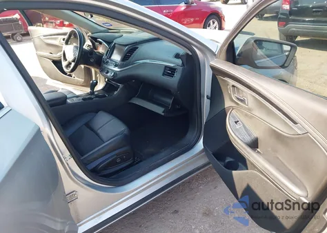 2017 Chevrolet Impala 1Lt z USA, uszkodzony, nr VIN 2G1105SA8H9132618